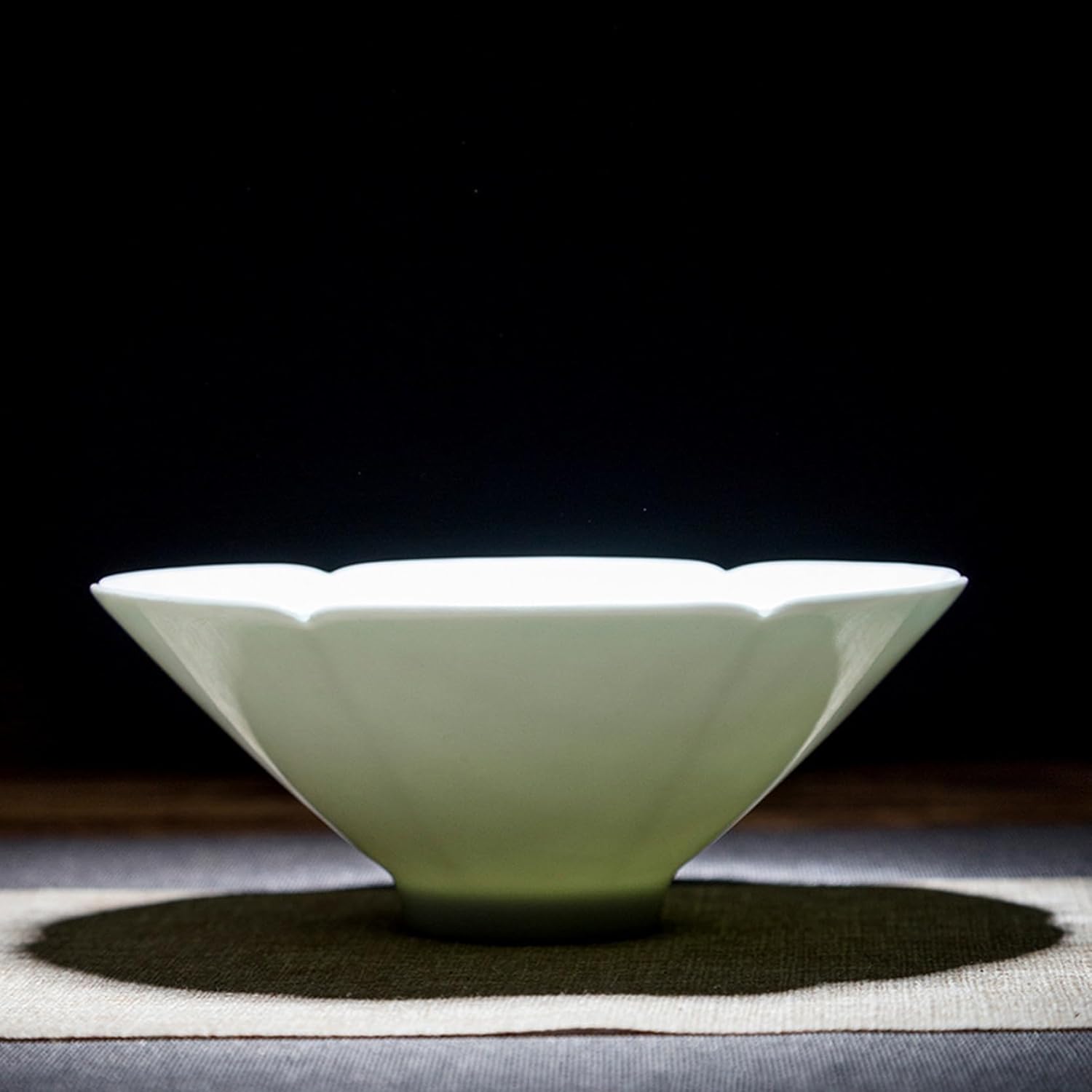 有田焼/染付牡丹唐草 | GOKAN 有田焼 福泉窯：染付牡丹唐草 手造二方押