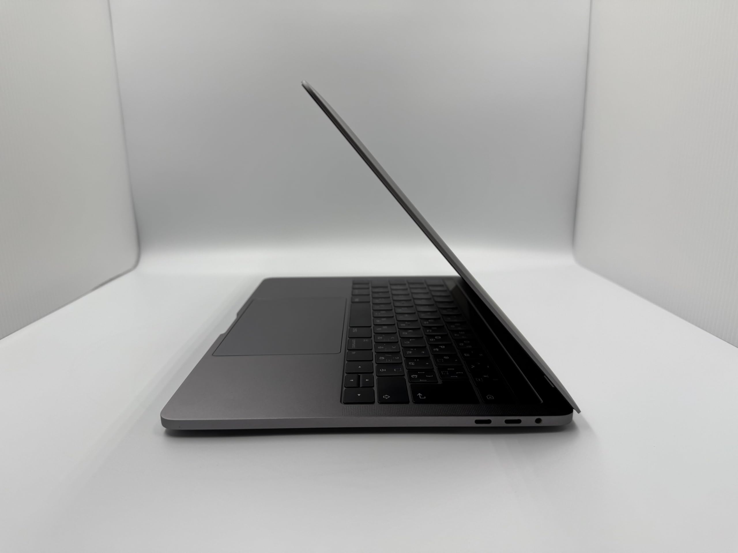 Amazon.co.jp: アップル Macbook Pro A1706,13インチ ノートパソコン  