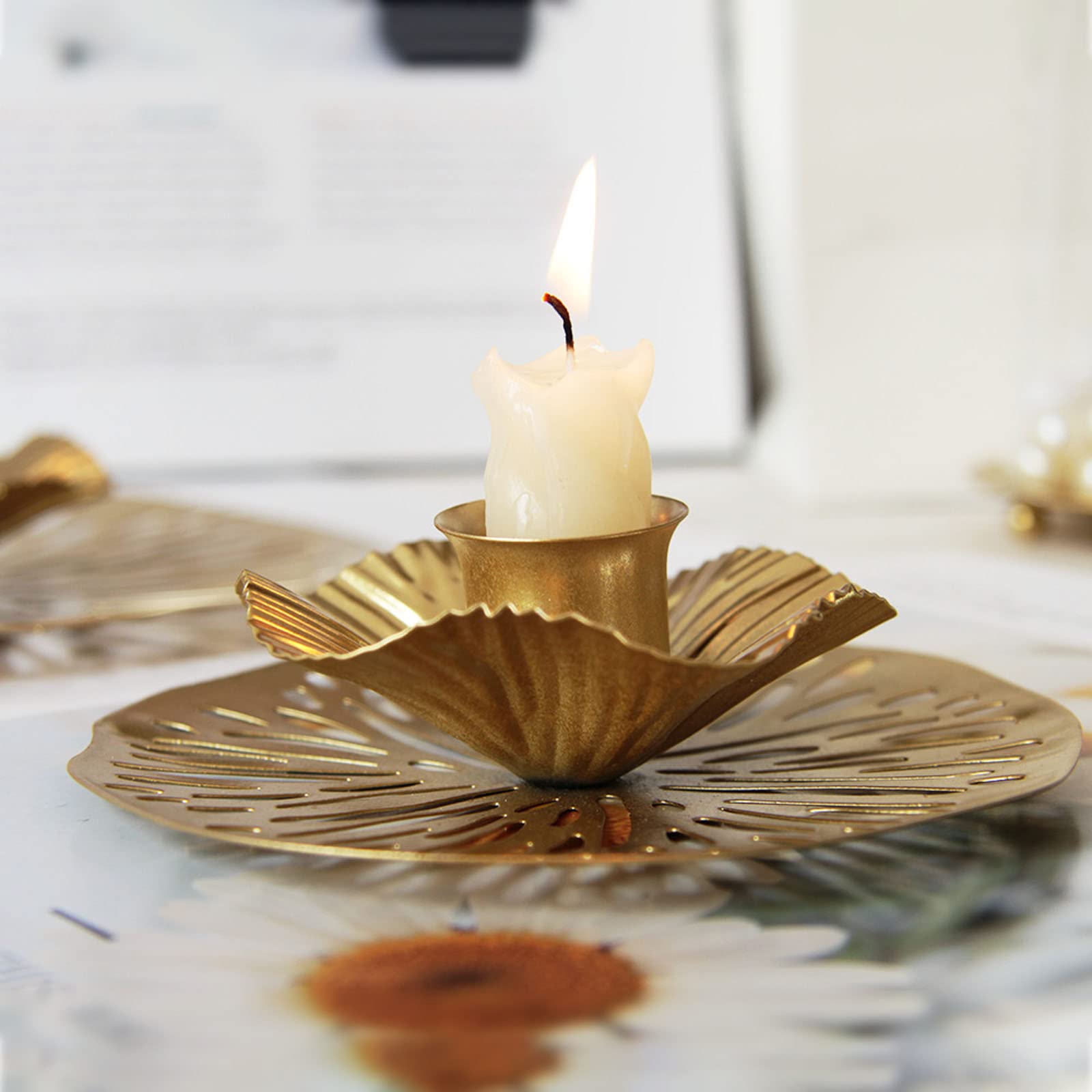 Amazon.co.jp: 錬鉄製フラワーキャンドルホルダー 耐摩耗性 家庭や庭に