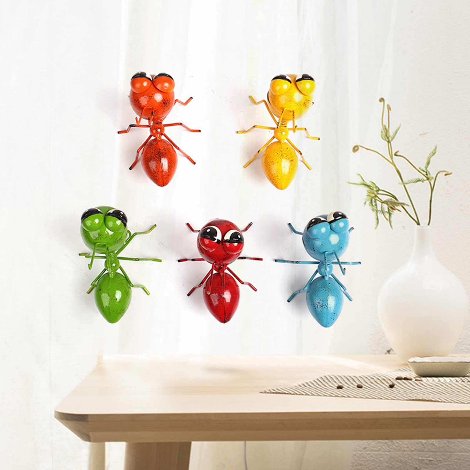 Metal Hormigas Decoración de Pared, 3D Hierro Hormiga Colgante Esculturas de Pared Jardín Al Aire Libre Estatuas para Interior Exterior Patio Valla Jardinería Regalos, 5PCS