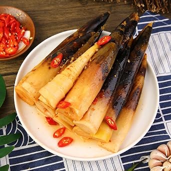 Hand peeled bamboo shoots,Pickled pepper crispy bamboo shoots,Side dish,Chinese-style snacks,Fresh mountain pepper bamboo shoots,Spicy strips,Instant snacks gift Spicy,1bag