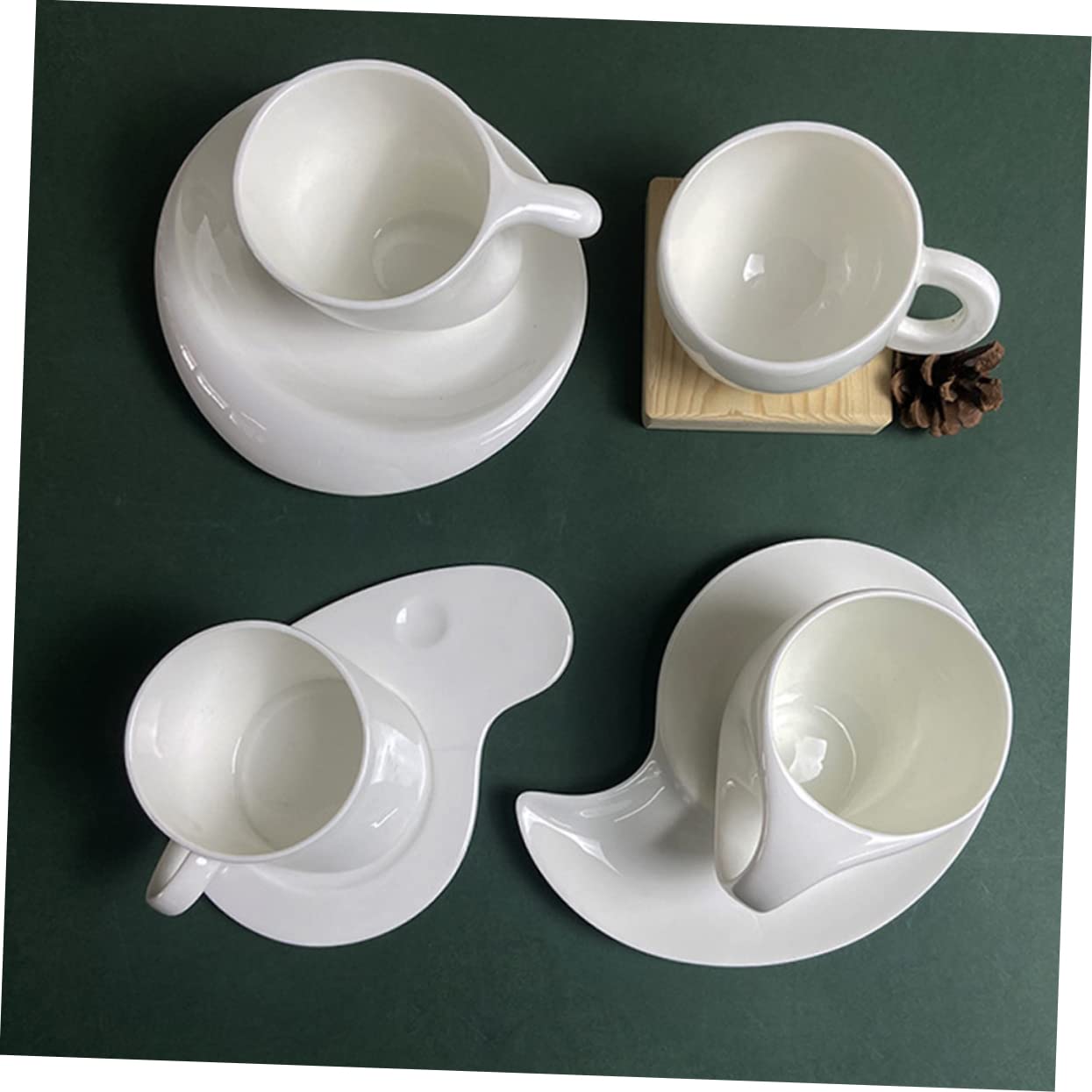 Zerodeko Kaffeetassen Satz mit Untertasse Elegantes aus Weißer Keramik 240ml Einfaches Design Kreatives Kaffeebecher Satz für Büro und Café für Familie und Kollegen