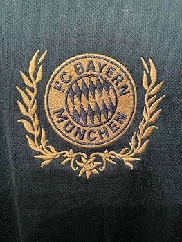 【限定特価】　バイエルンミュンヘン 4thユニフォーム レヴァンドフスキ Amazon.co.jp: 特価 バイエルンミュンヘン 4thユニフォーム