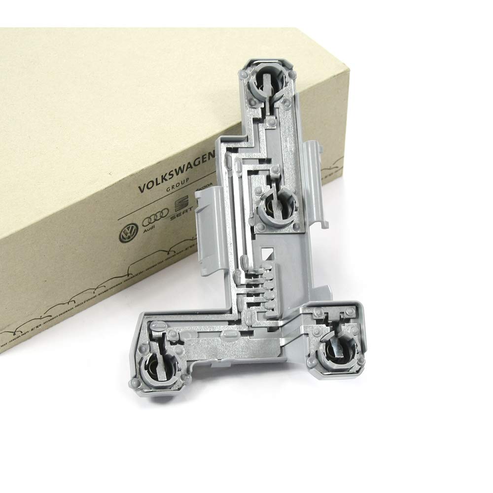 1K9945257 Left Rear Light Holder : Amazon.de: Automotive 
