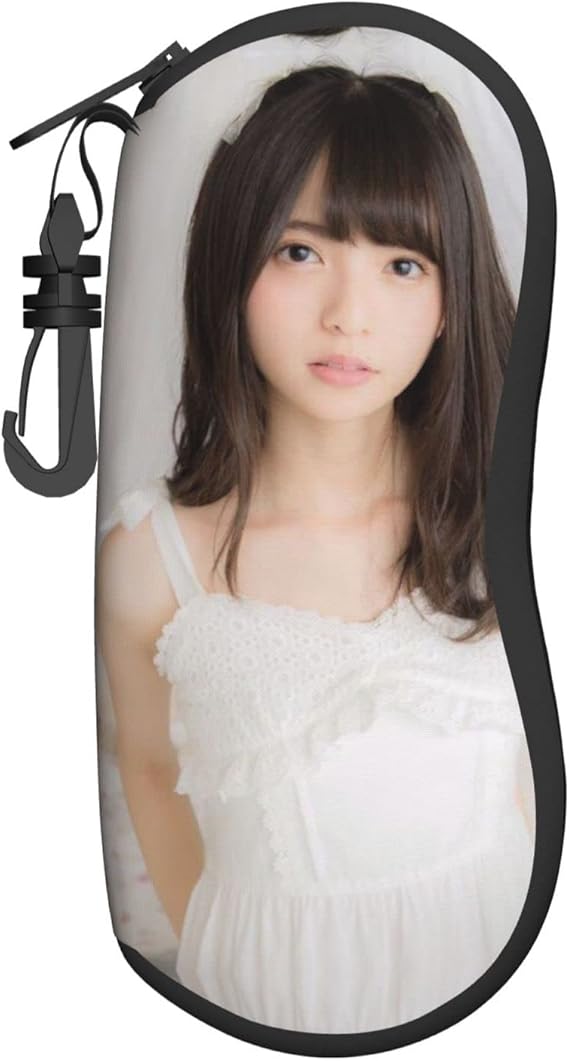 Amazon Co Jp Safigor 齋藤飛鳥 メガネバッグ メガネケース おしゃれ 眼鏡ケース ハード眼鏡 コンパクト メガネボックス 軽量 眼鏡アクセサリーケース かわいい キャラクター グッズ 17 8 3 6cm ファッション