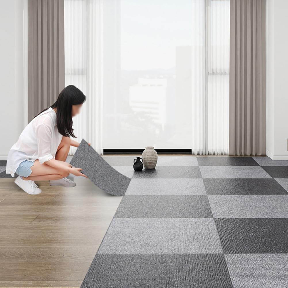 Dalles de Moquette Autocollantes 30x30 cm – Antidérapantes et Résistantes, Carreaux de Moquette Rembourrés à Coller, Sol Doux pour Salon, Chambre et Décoration Intérieure,Vert,20 Pièces