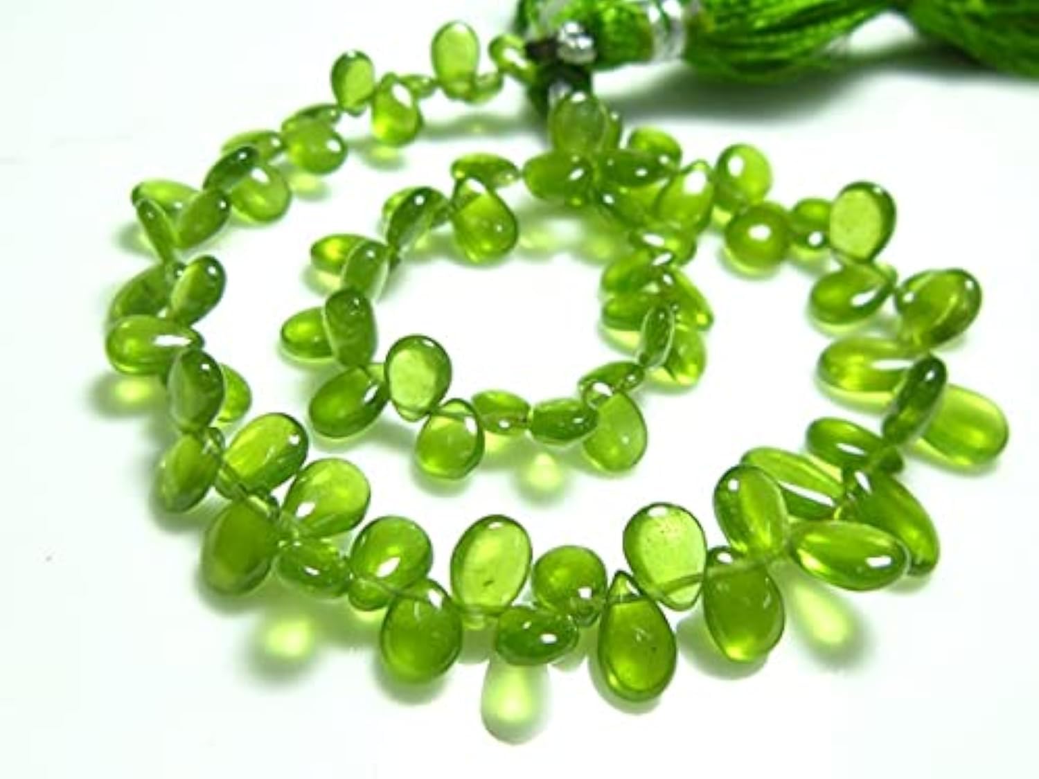 Vessonite smooth pear briolette pour réparer et concevoir un bijou