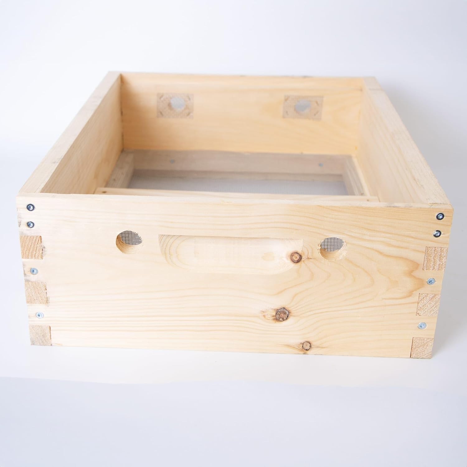 Stoney Acres Quilt Box Winter Hive Topper, Beekeeping Insulated Box for Winter Protection, Helps Retain Heat, Fits 10-Frame Langstroth Beehives