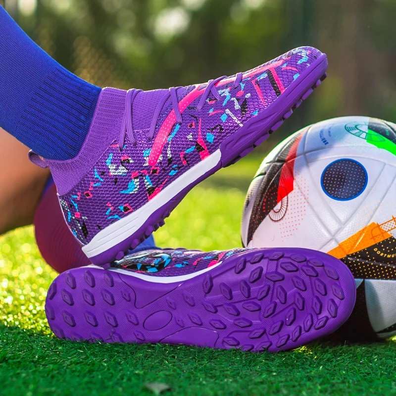 Men's Indoor Soccer Shoes - Non-Slip Futsal Cleats for Superior Court Grip & Comfort