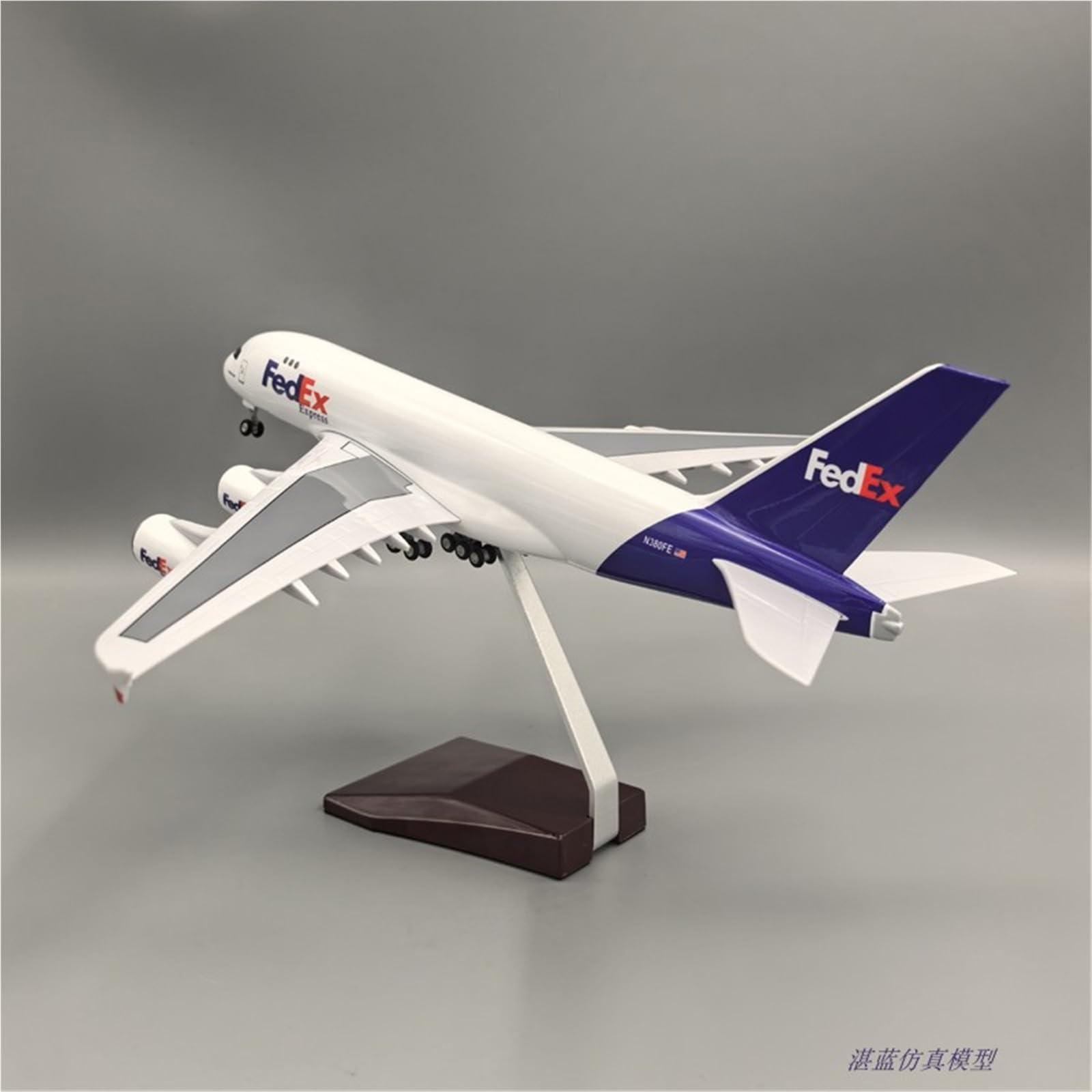 Modello Ridotto Aereo Aereo in Metallo Pressofuso da 36 Cm, Scala 1:200, Modello di Aereo Passeggeri Cargo for FedEx A380 con Ruote Aerei Modellini in Scala(with Light)
