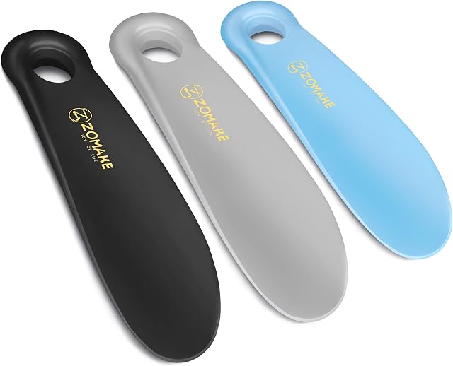 ZOMAKE Small Shoe Horn - Plastic Shoehorn 18.5cm,Lazy Shoe Helper Short Shoe Horns With Hook For Men Women The Elderly Kids (3Pcs Blue&Black&Gray)