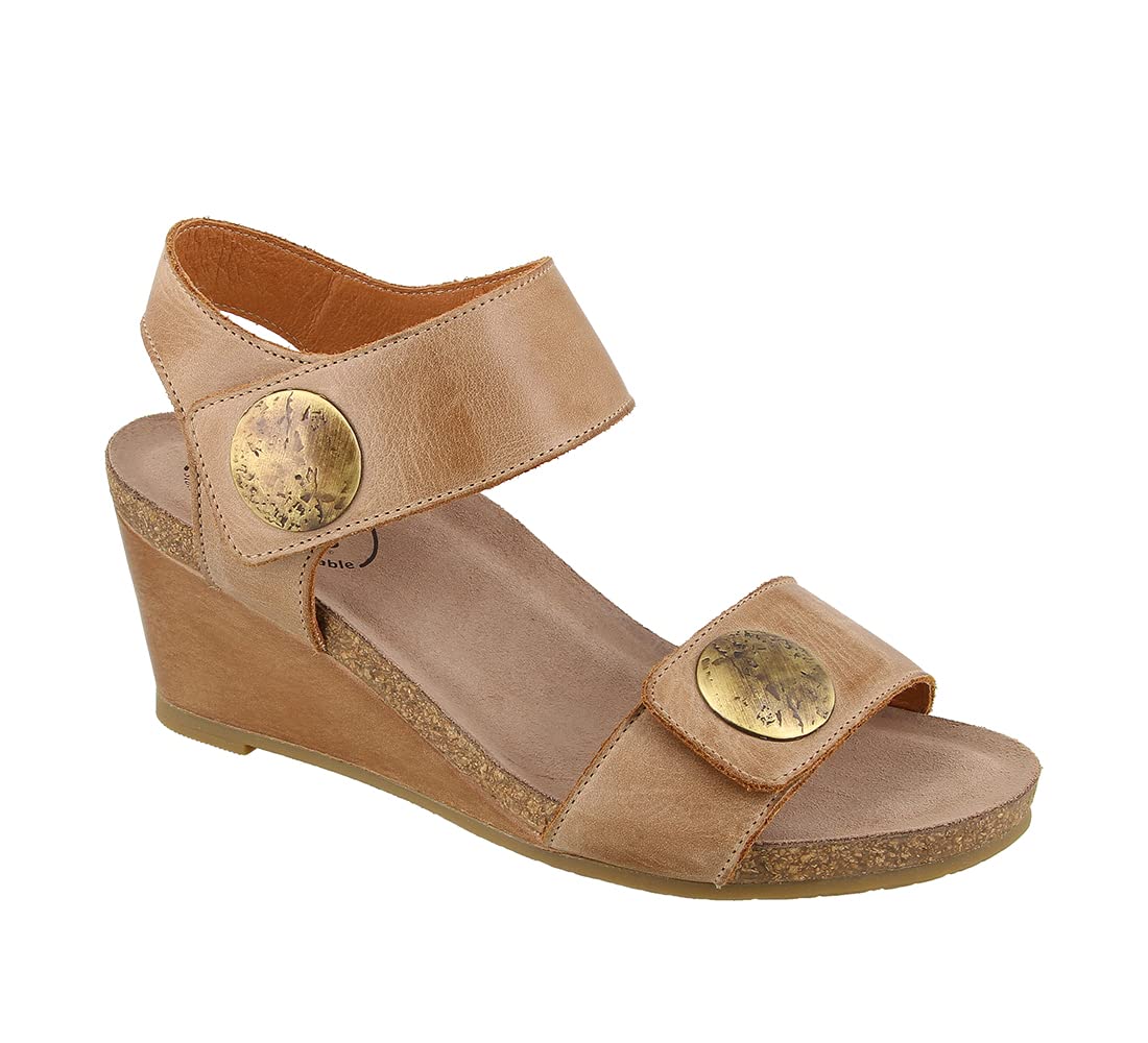 TaosFootwear Women's Carousel 3 Wedge Sandal
