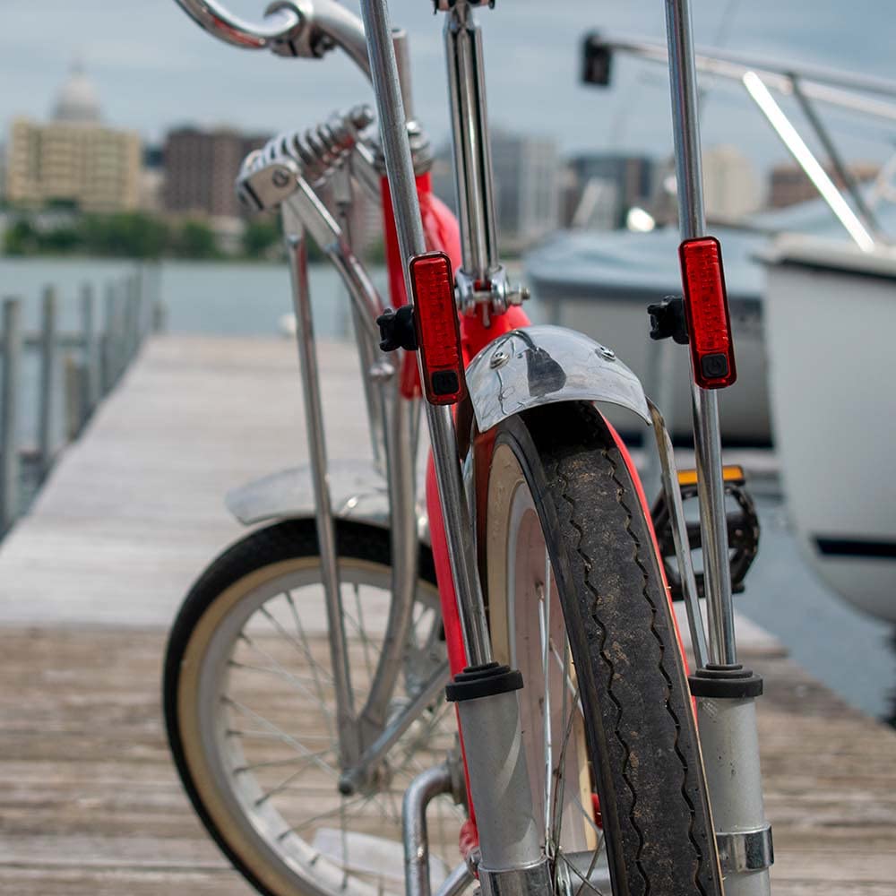 Planet Bike Shiner Feu arrière de vélo 70 USB
