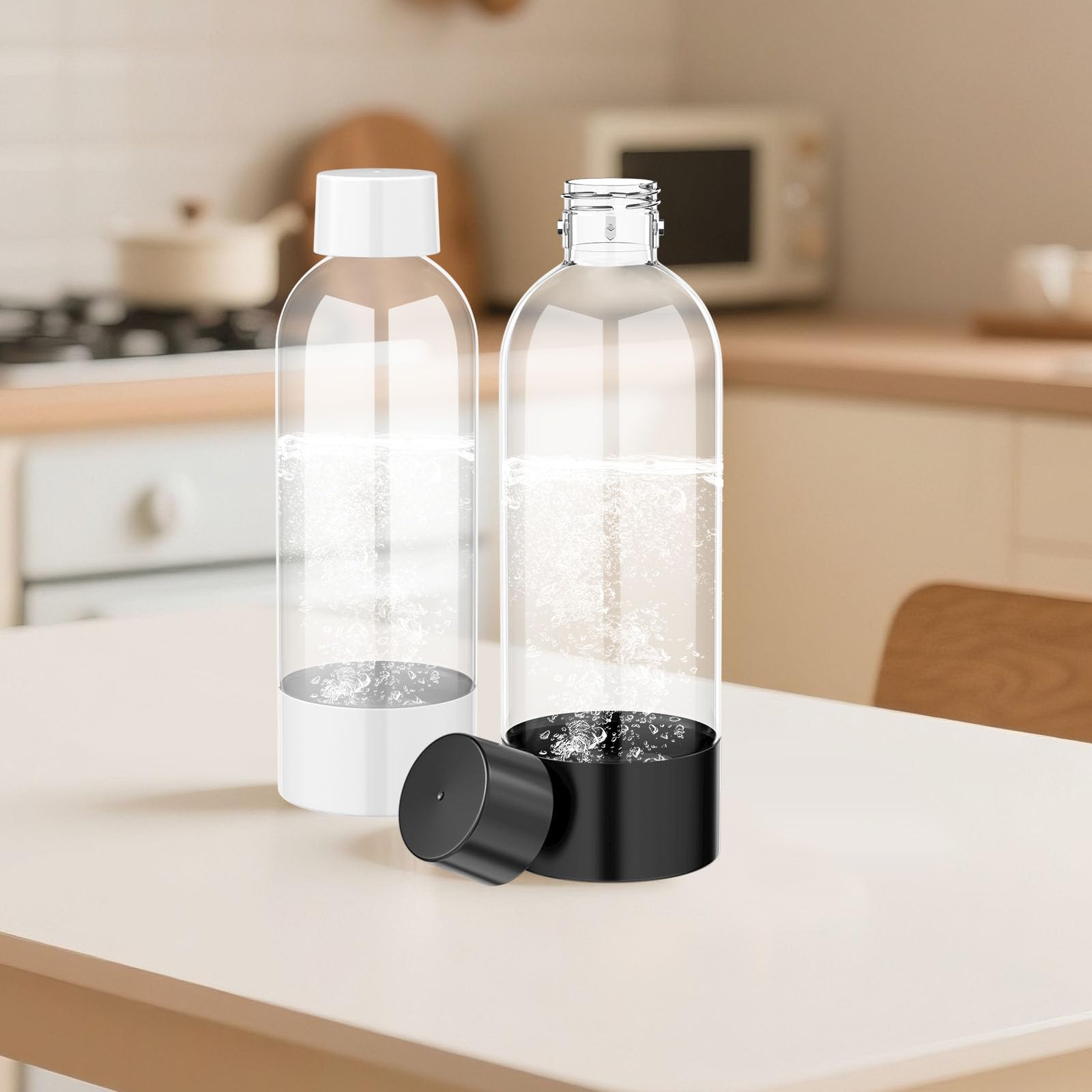4 pezzi Bottiglie per la Produzione di Soda, Bottiglie per Carbonatazione Compatibile con Isoda Drinkmate Cocosoda, Senza BPA, Riutilizzabili, in PET, Nero e Bianco, per Macchina per Soda