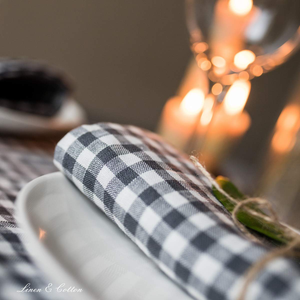 Linen & Cotton Tovaglioli di Stoffa a Quadretti Grigi e Bianchi Estella Set di 4-100% Lino, Grigio Bianco (32 x 32 cm) Tovaglioli Country Rustici per Tavolo Cucina Caffe Ristorante Primavera Pasqua