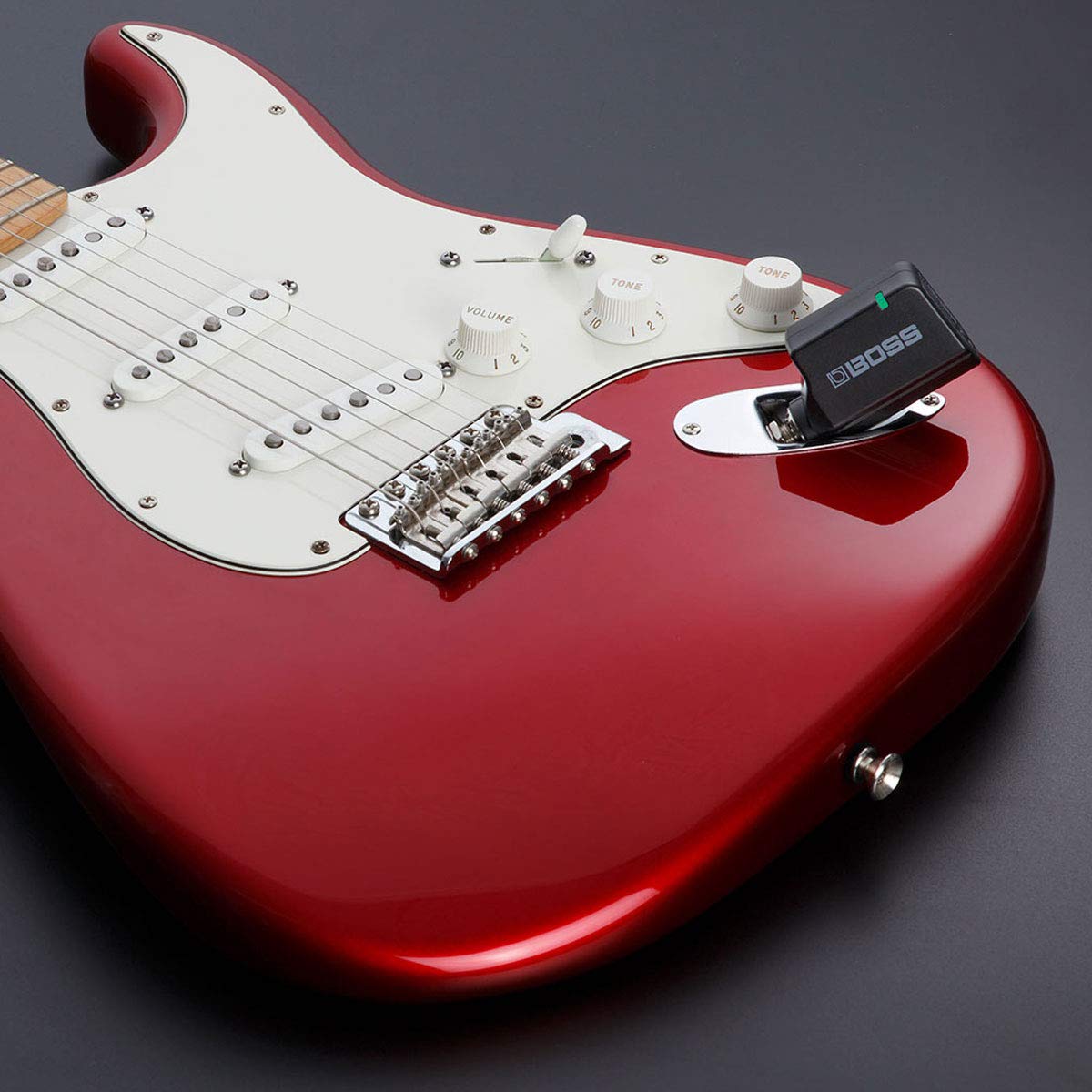 BOSS WL-20 Wireless Funk-System für Gitarre + keepdrum universal Saitenkurbel