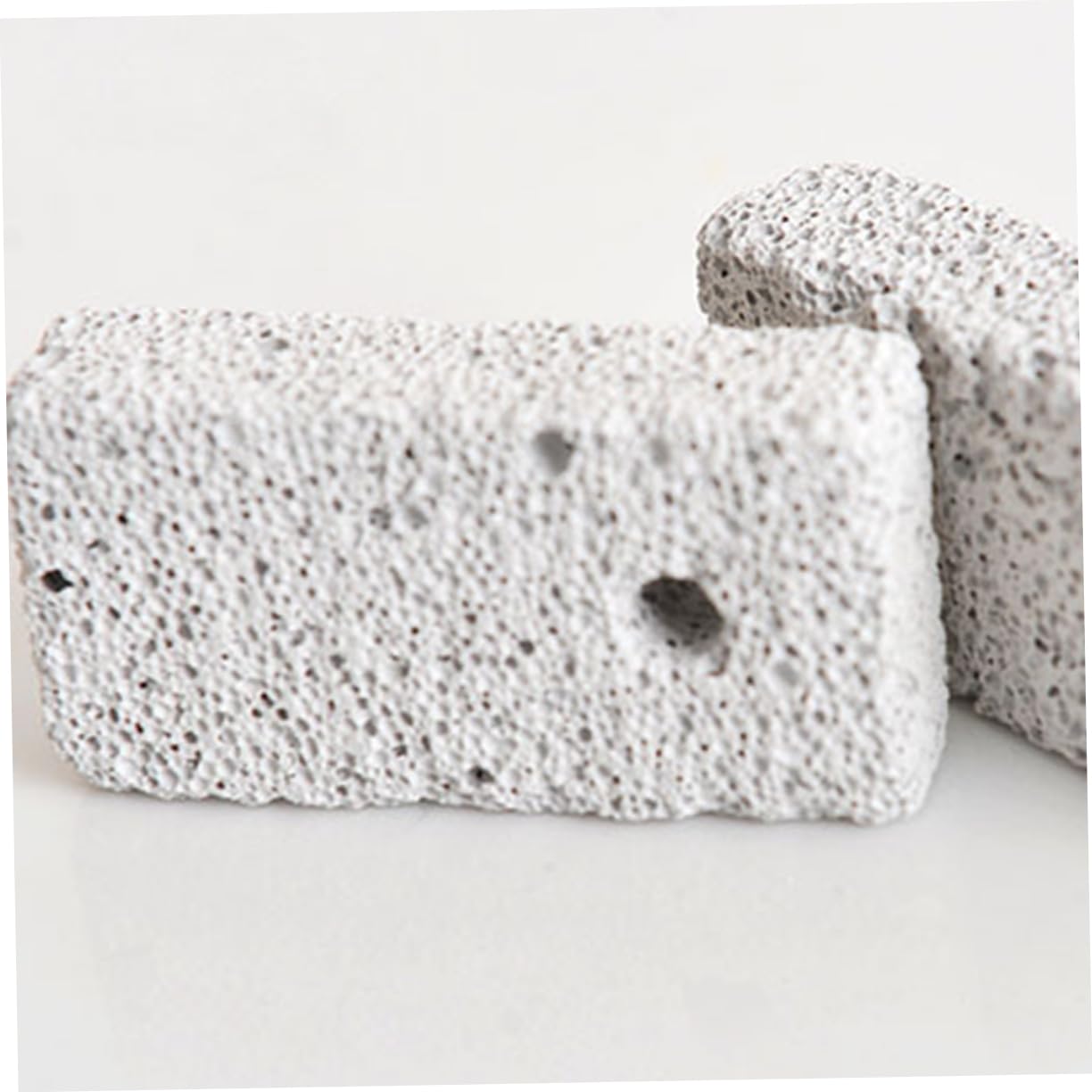 SUPVOX 120piezas Molar Stone para Pequeños Animales Piedra De Molienda Volcánica para Hámster Conejos y Cobayas para Roer y Mantener Dientes Saludables