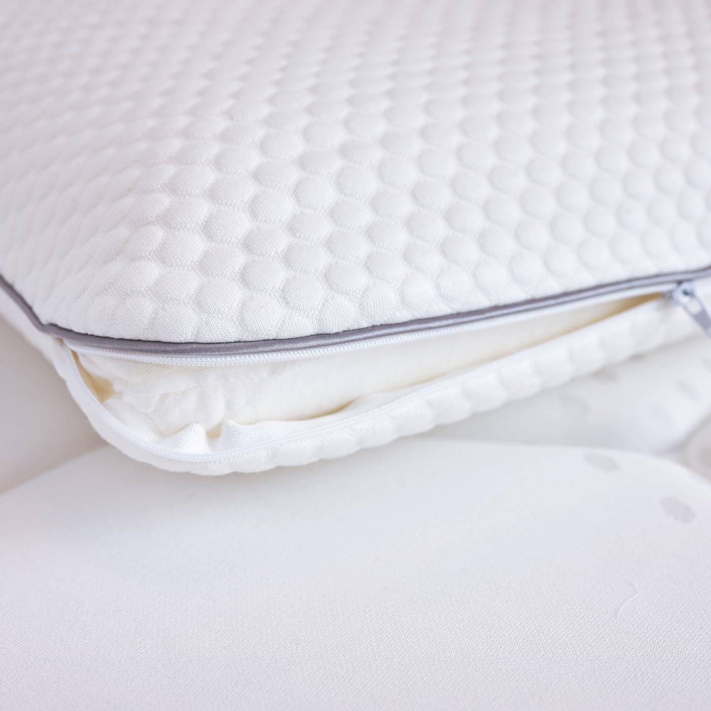 MAXCOLCHON - Pack 2 Almohadas Viscoelásticas de Firmeza Media para Soporte Cervical y Descanso de Lado o Boca Arriba con Funda Lavable Transpirable (75x35cm)