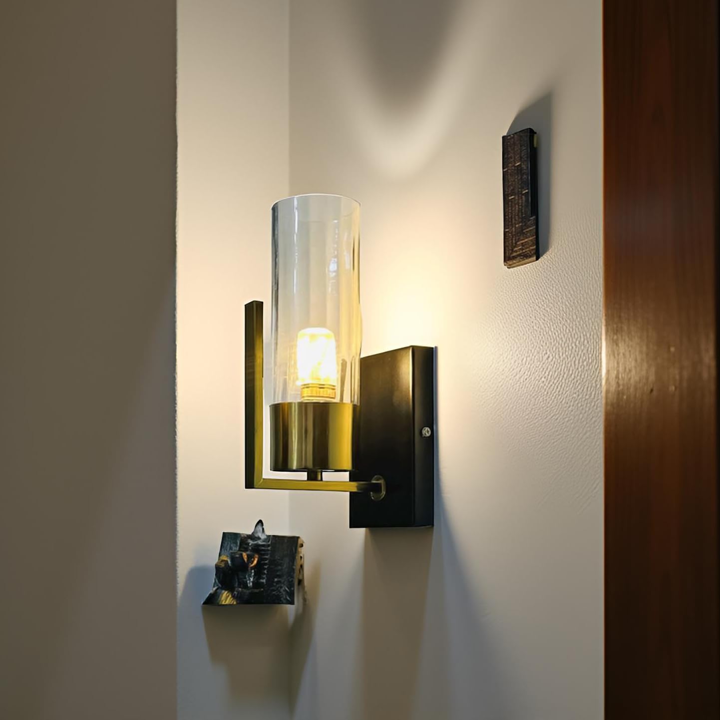 Avior Gold Wall Light - Modern Design -9