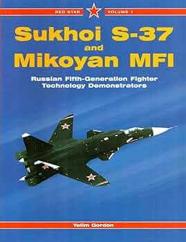 RUSSIAN AIR POWER　Yefim Gordon Russian Air Power by Yefim Gordon, Alan First 1st Edition LN