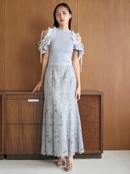 スナイデル　カットワークセミフレアスカート Amazon.co.jp: [スナイデル] カットワークセミフレアスカート