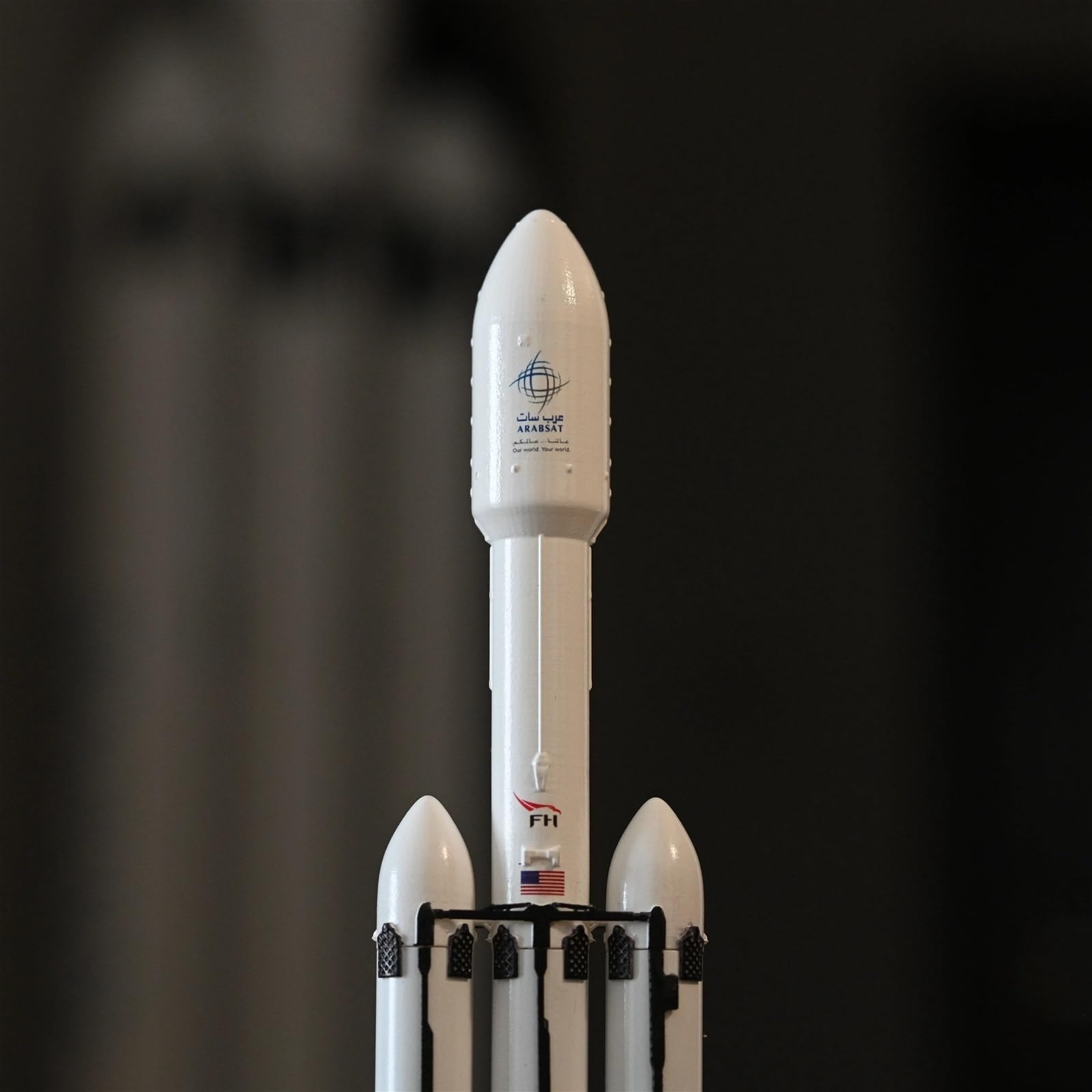 Amazon.co.jp: SpaceX モデルドラゴン宇宙船ファルコン 9
