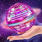 bola magica gratis 【Regalo perfecto】: la pelota de drones es una excelente opción como regalo de Navidad, Día del Niño, Pascua, Halloween y cumpleaños. Dado que la versión actualizada 2022 se ha reducido un poco, no tiene que preocuparse de que los dedos de los niños se atasquen. La bola de niebla es adecuada para jugar tanto para niños como para adultos. Puedes jugar con tus hijos, amigos al aire libre o en interiores. La bola voladora es un juguete perfecto para niños y niñas.