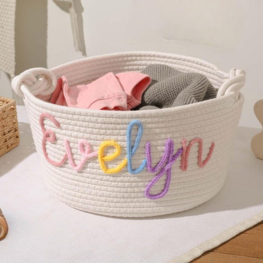 Personalisierter, handgefertigter Korb, Baby-Wickeltasche, Organizer für Mädchen und Jungen, Geschenkkorb, Spielzeugkorb, Baumwollseilkorb, Aufbewahrungskorb (L 28 x 16 cm)