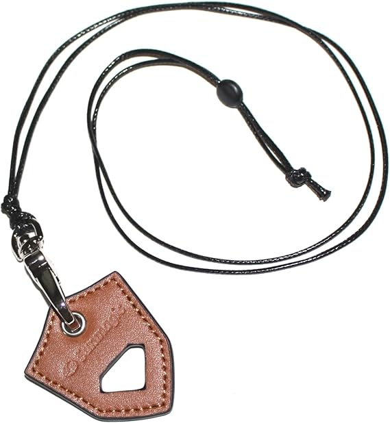 Amazon メガネホルダー 本革 牛革 レザー サングラスホルダー メガネストラップ ネックレス サングラス掛け おしゃれ 人気 メンズ レディース Brown 服 ファッション小物 通販