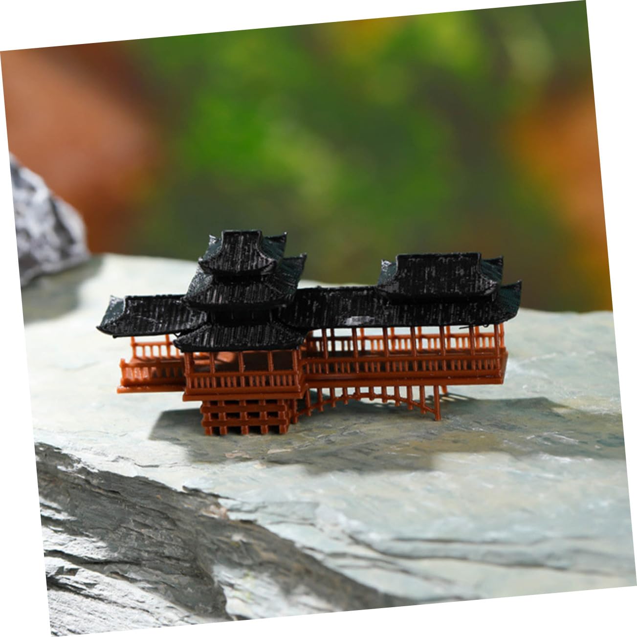 Cabilock Figurine de Mini Pavillon en Plastique Résistante aux Intempéries Détails Fins, Décor de Jardin Asiatique pour Dollhouses et Aquariums, Style Architecture Chinoise Traditionnelle