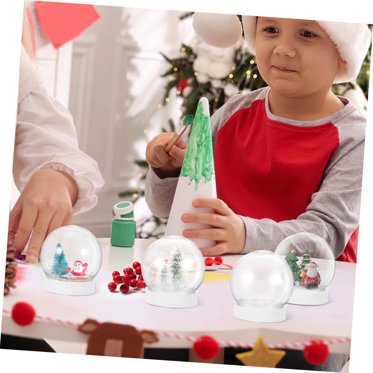 Cabilock 48pcs Clear Plastic Water Globe Kit Snow Globe Making Supplies Empty Craft for Fun Holiday Decorations High Transparency for Sequins and Embellishments