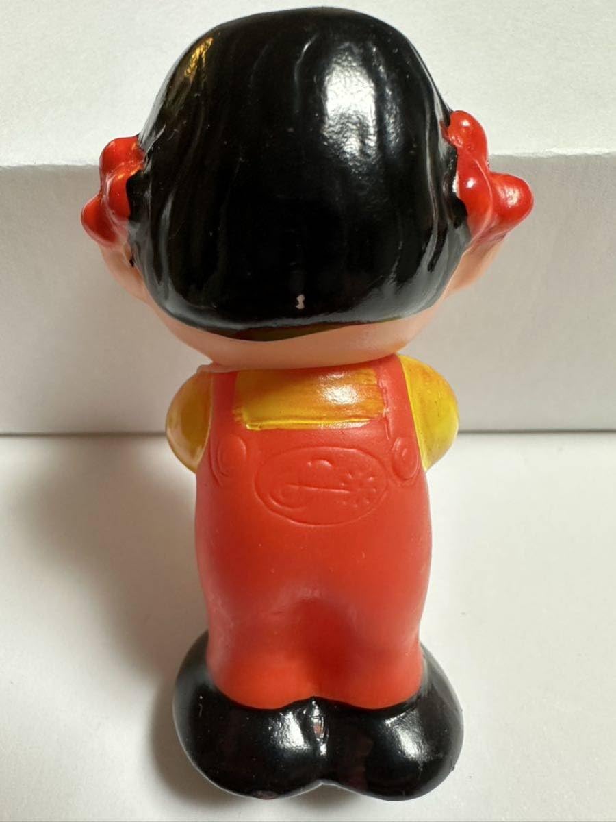 Amazon.co.jp: 古い 不二家 マグネット ペコちゃん 磁石付完品 手塗り