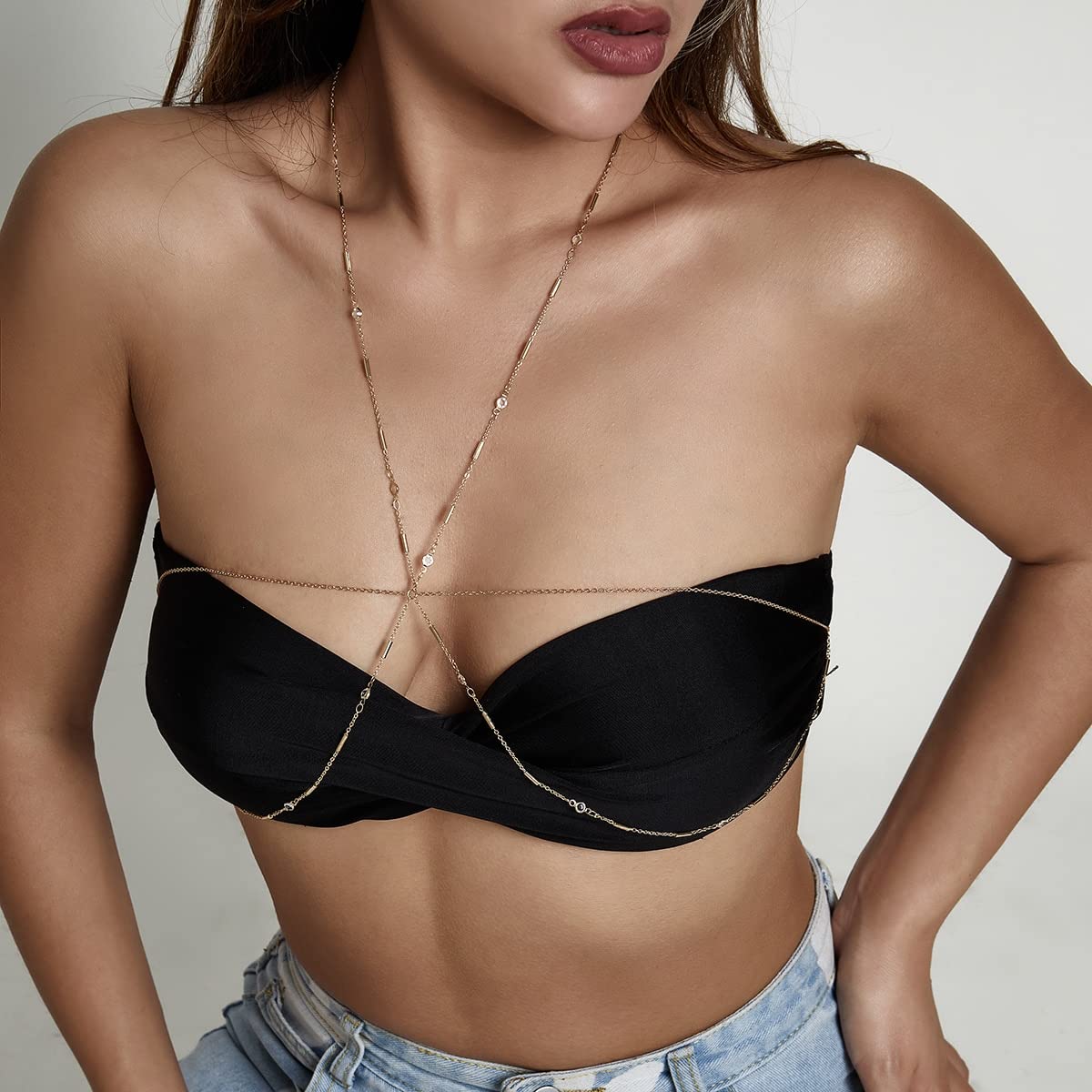 RWRAPS Joyas para el Cuerpo Sexy Crystal Cross Bikini Chest Chain para Mujeres Sujetador Simple Arnés Lencería Festival Regalo Fiesta (Goldcolor)