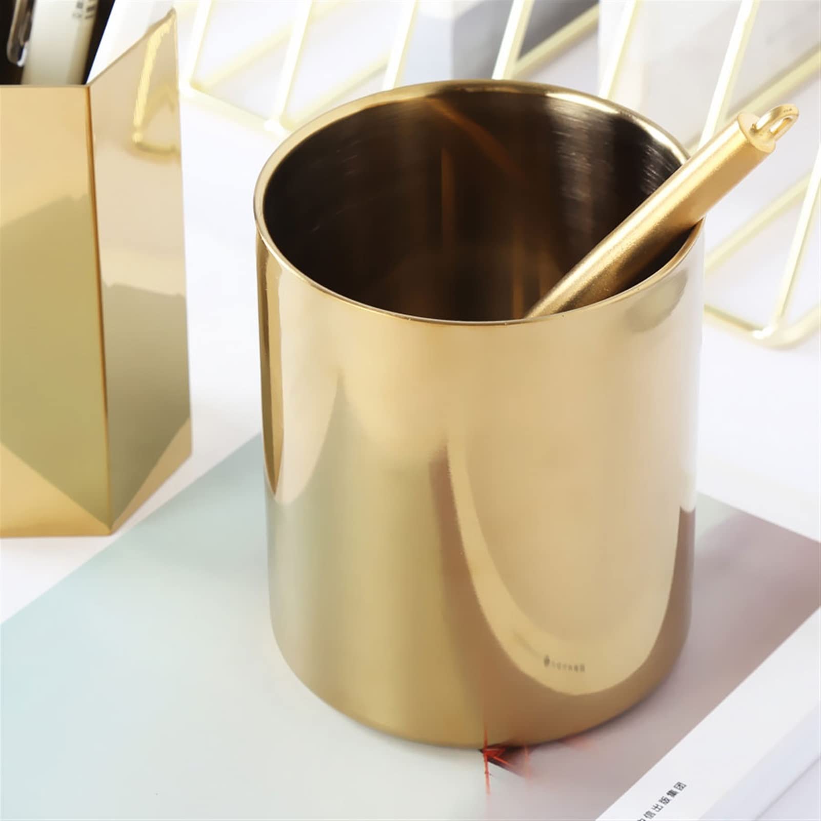 SISWIM Stifteköcher Stiftbecher Stifthalter Golden Round Edelstahl Stifthalter Office Office Desktop Multifunktionaler Bleistiftspeicherbecher Stifteköcher Schreibtisch