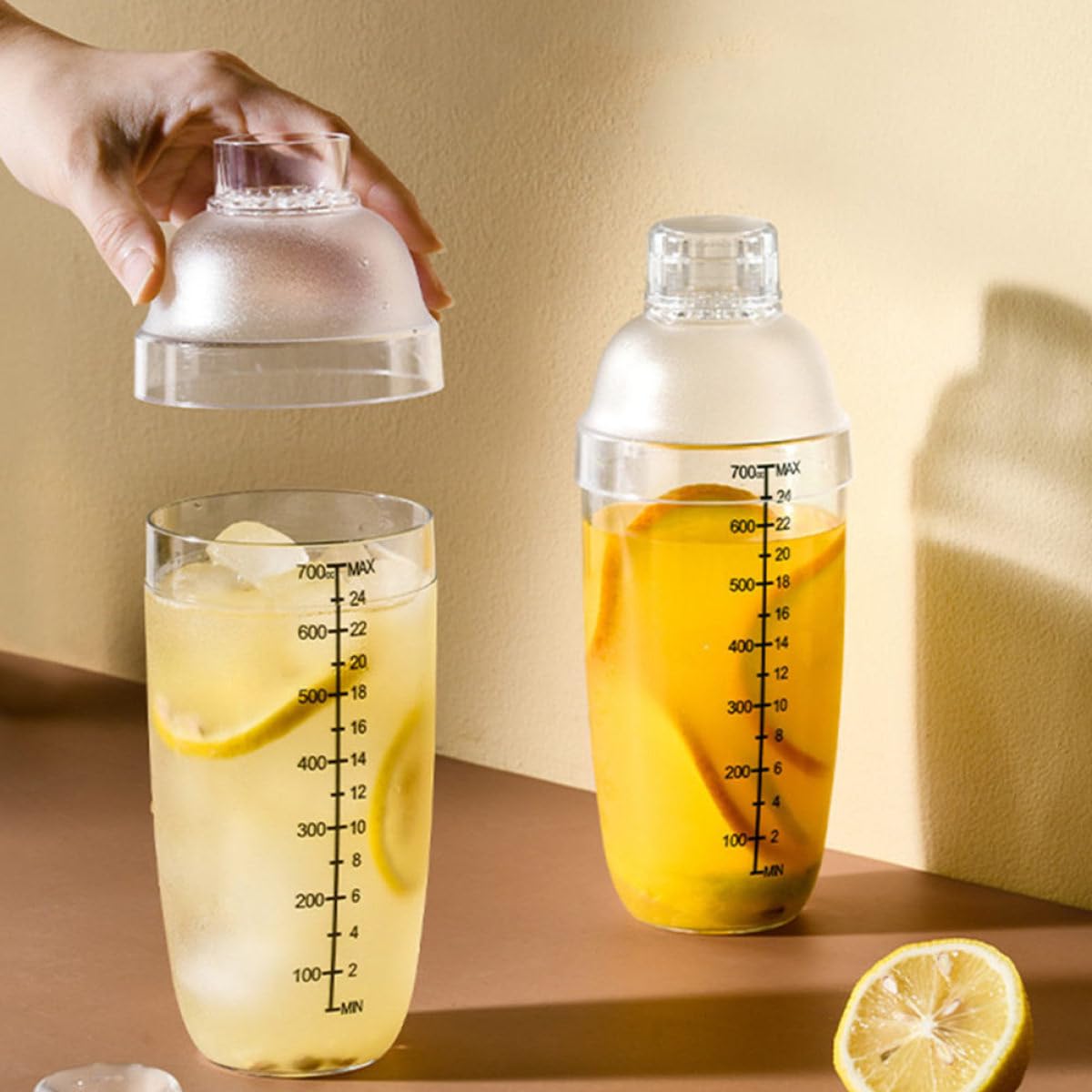 Gatuida Shaker à Cocktail Noir avec Graduation, Ensemble de 5 Pièces pour Bar, Mélangeur Plastique Pratique, pour Fête et Préparation de Cocktails Maison