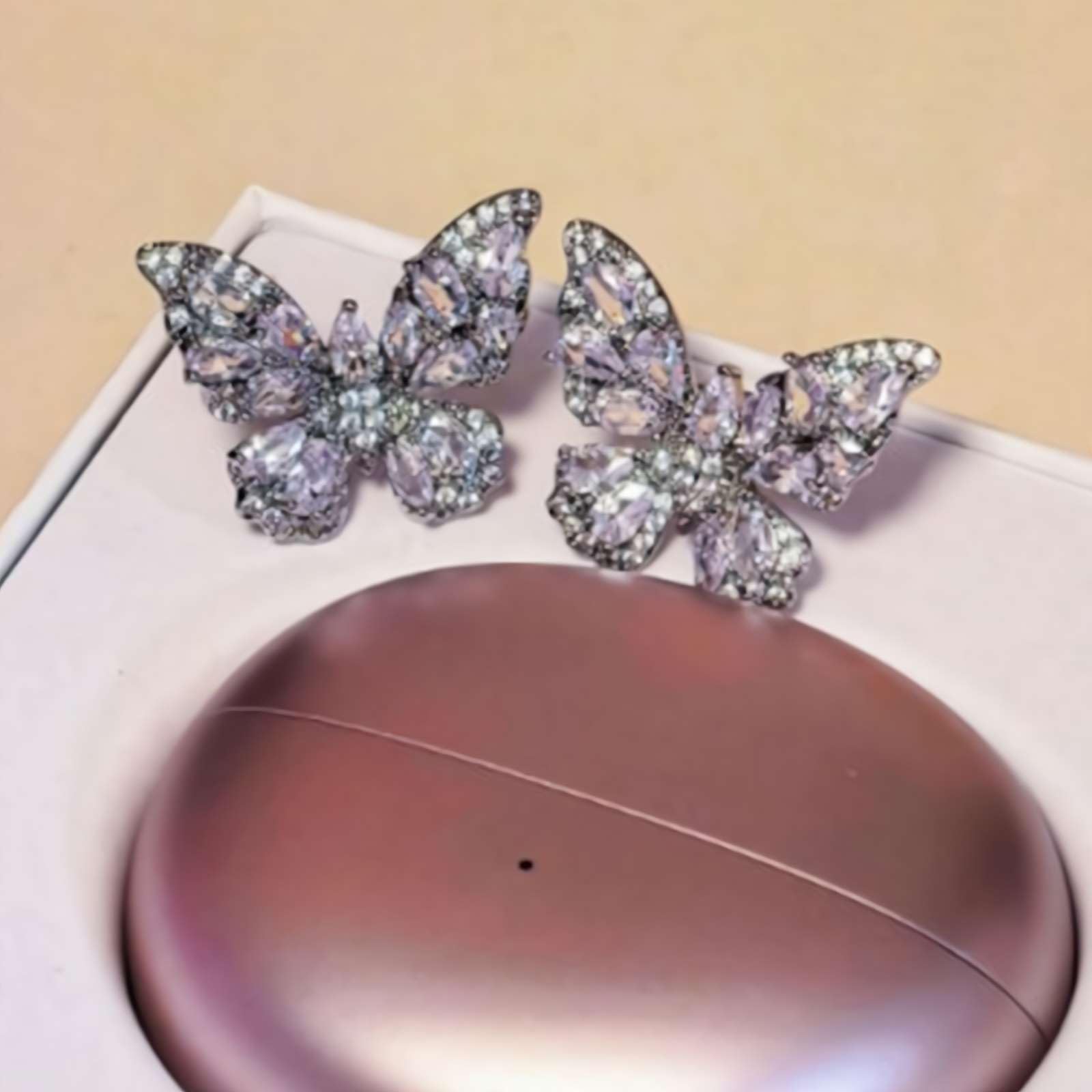 Rhinestone for Clip on Earbuds Open Ear,Clip On Earbuds Accessories,Earbuds Rhinestone Accessories,Elegant Zirconia Decorative Earphone Accessories,