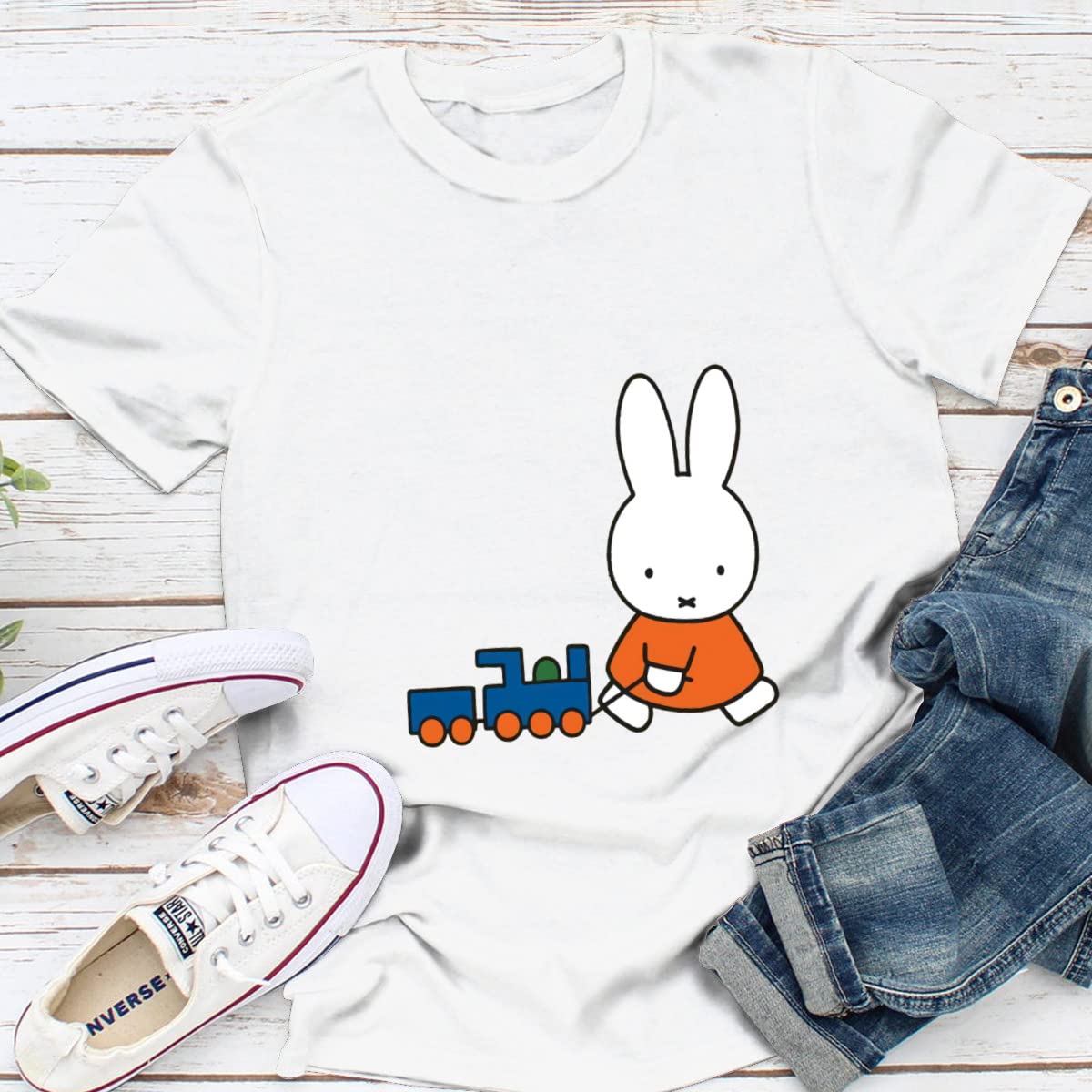 ミッフィー グラフィックTシャツXL