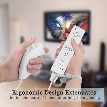 TechKen Wii Controller mit Nunchuck - Fernbedienung und Ersatz-Kontroller für Wii (Ohne Motion Plus) - Schwarz + Weiß