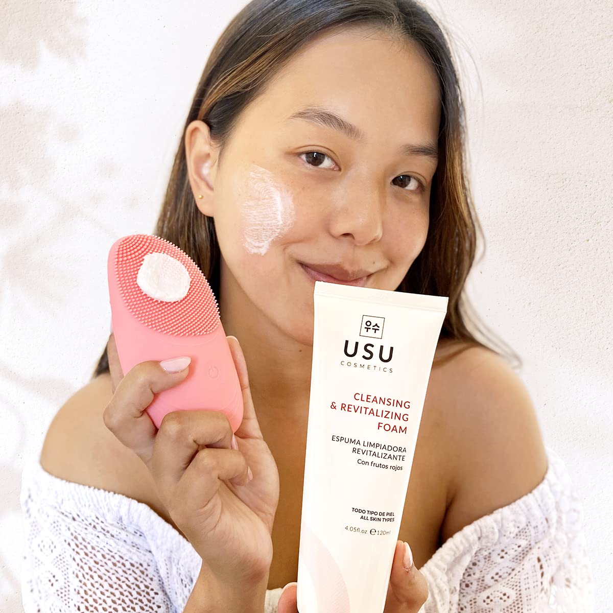 Brosse nettoyante visage NUSU 2.0 - Aide à nettoyer la peau et à atténuer les signes de fatigue - Nettoyage, massage anti-fatigue et thermothérapie - En silicone ultra hygiénique - USU Cosmetics
