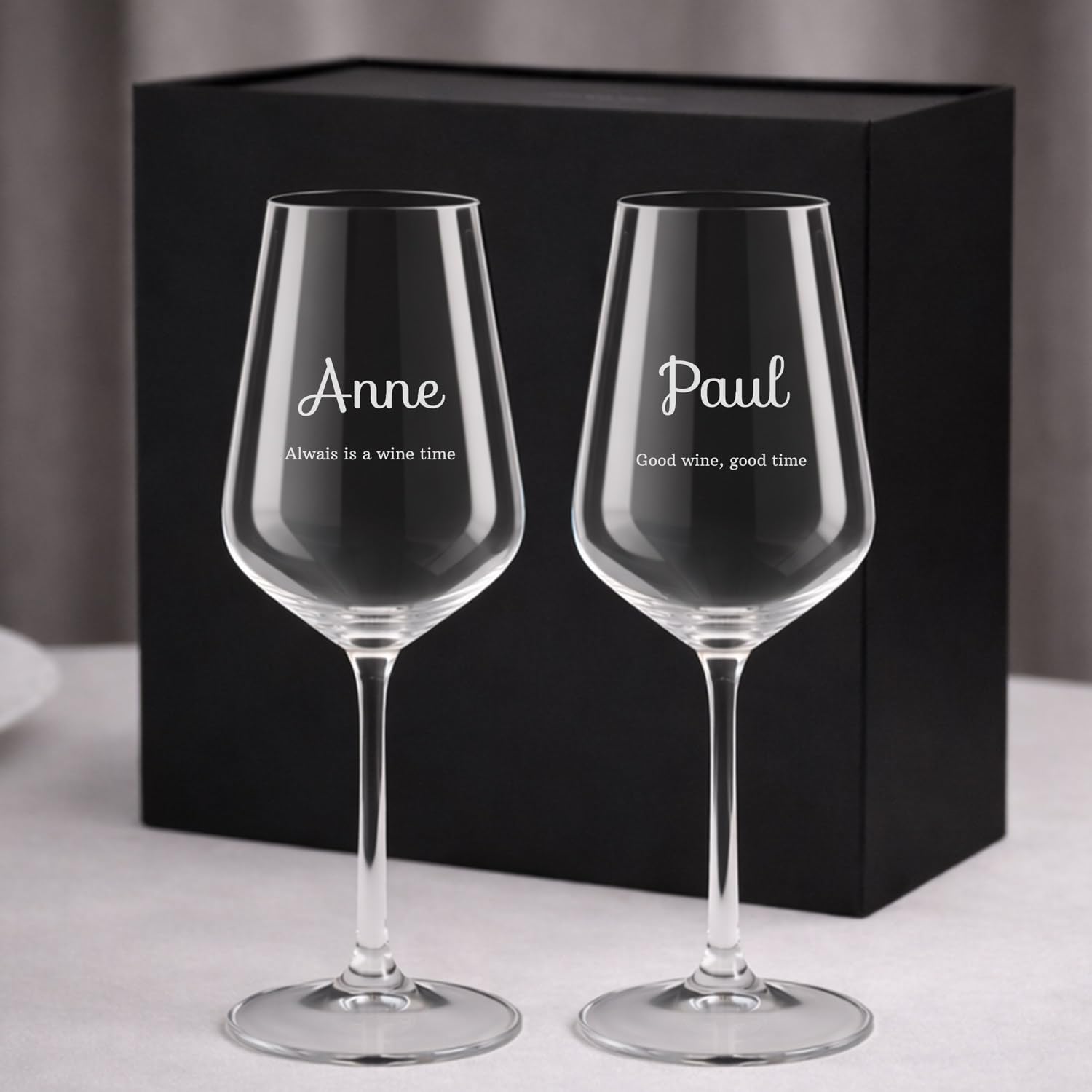 Wanapix | Calice di Vino Personalizzato | Opzione Regalo | Bicchiere da Vino | Cristallo di Boemia | Inciso al Laser | 45 cl | Regalo originale | Anniversario - Testo