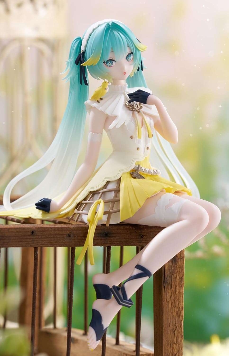 Hatsune Miku Canary Noodle Stopper Figure 5.5in Vocaloid Japan