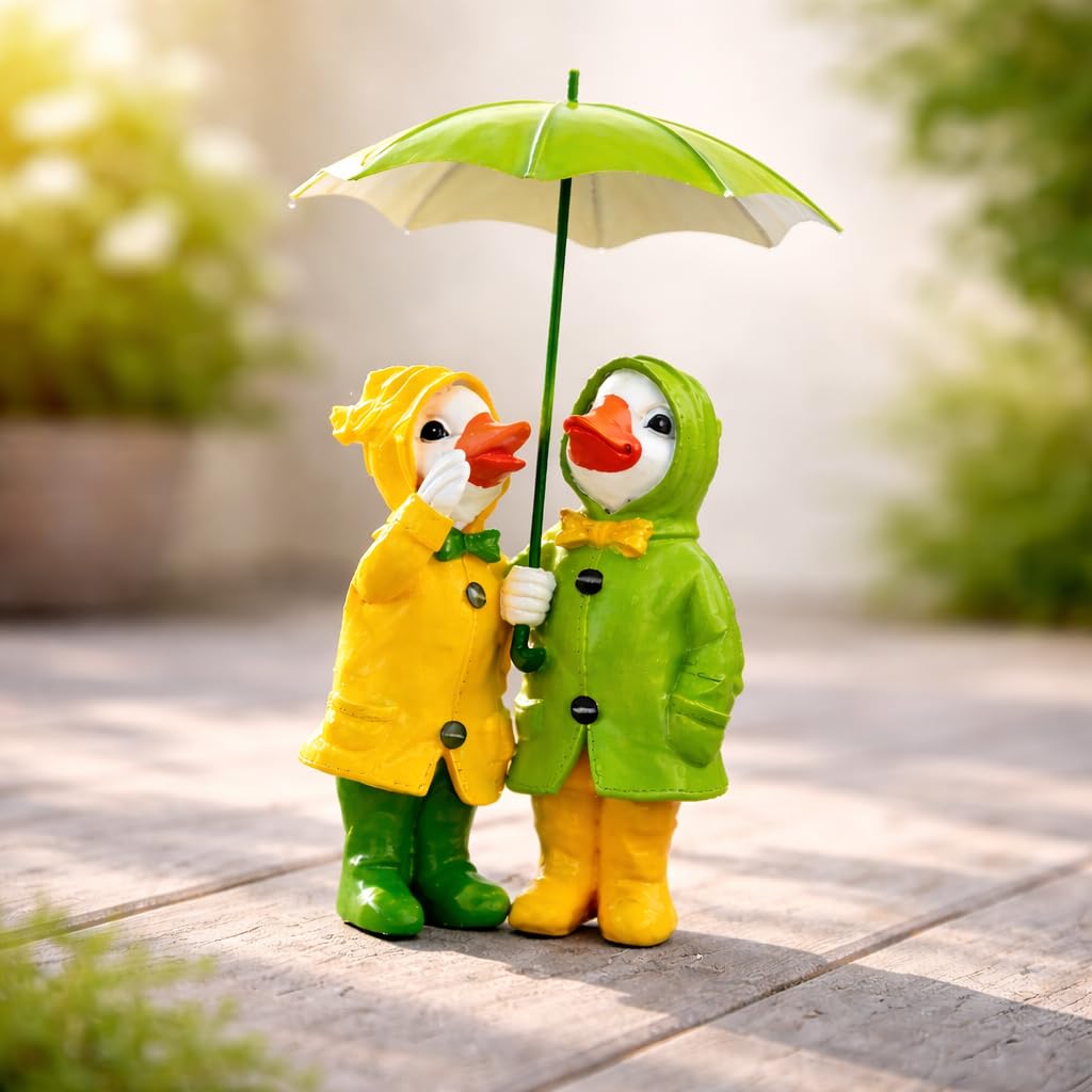 garden mile Duck with Umbrella Outdoor Garden Ornaments Novelty Sitting Standing Patio Decorations Novelty Figurines Statues Sculpture Waterproof Weatherproof (Duck Couple)