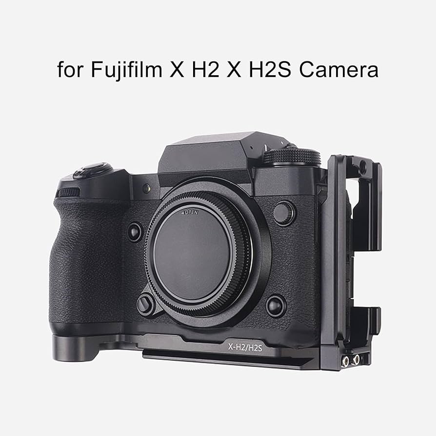 【極上品】FUJIFILM X-H2ボディ※専用プレート・CFTypeB付属※ 極上品】FUJIFILM X-H2ボディ※専用プレート・CFTypeB付属※
