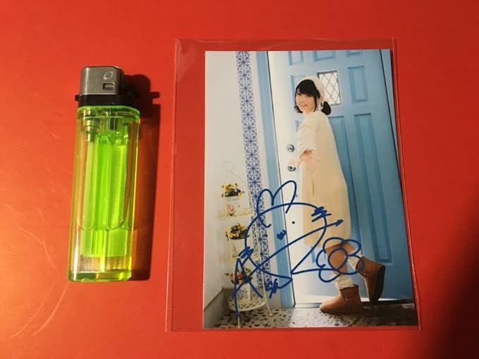 Amazon Co Jp Cd封入特典 亜咲花 Shiny Days 複製サイン入り 写真 ゆるキャン Op フォトカード ホビー 通販