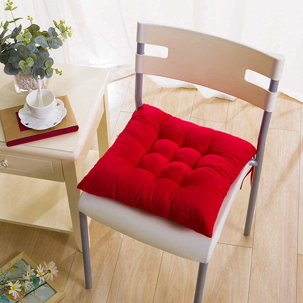 Coussin de chaise rembourré classique finitions soignées pour intérieur