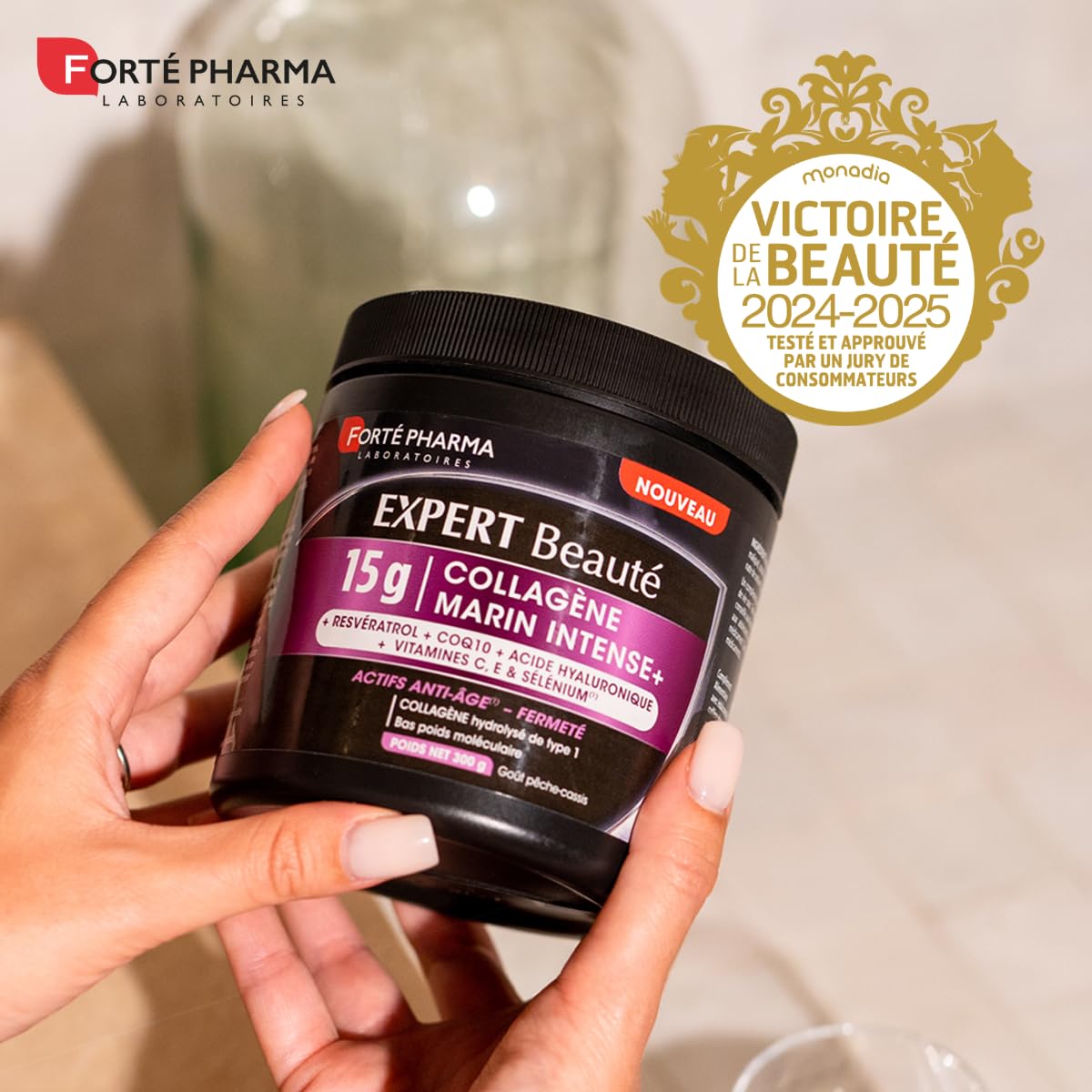 Forté Pharma Complément beauté Expert Collagène Marin Intense Anti Âge 300g | Raffermit la peau, Collagène marin 15 g, Acide hyaluronique, CoQ10, Resvératrol, améliore l'élasticité et l'éclat, 20 jours