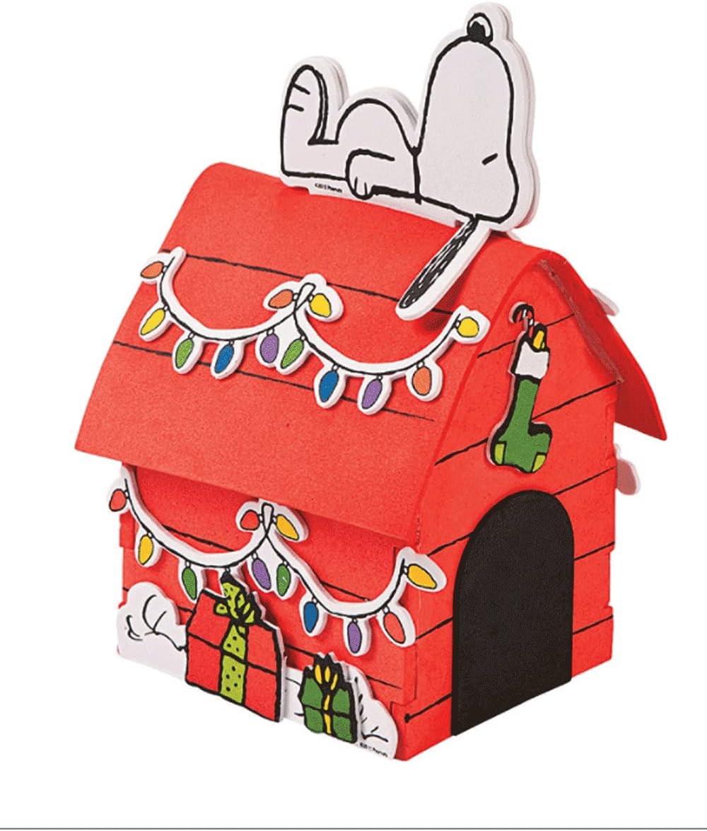 Amazon Com Peanuts Worldwide 3d Snoopy S Christmas Dog House Craft Kit Toys Games
