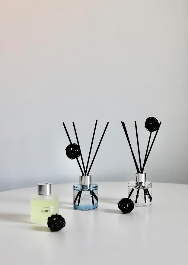 Set de 3 difusores de perfume aromático con botes de cristal y varillas miniatura 9