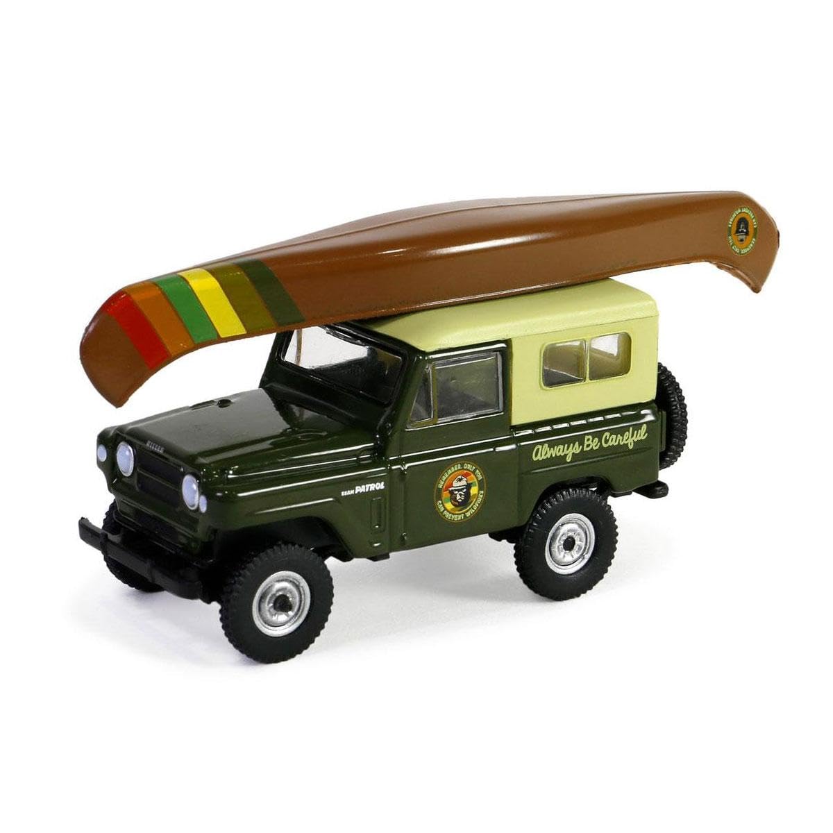 Greenlight Collectibles 1/64 1980 Patrol with Canoe on Roof, Smokey Bear Series 3 38060-F
