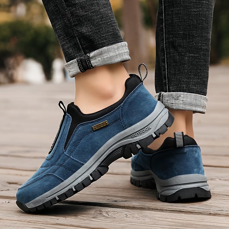 Men's Large-Sized Thick-Soled Lightweight Casual Shoes. Fashionable, Durable, Slip-Resistant. Suitable for Outdoor Walking and Hiking.2
